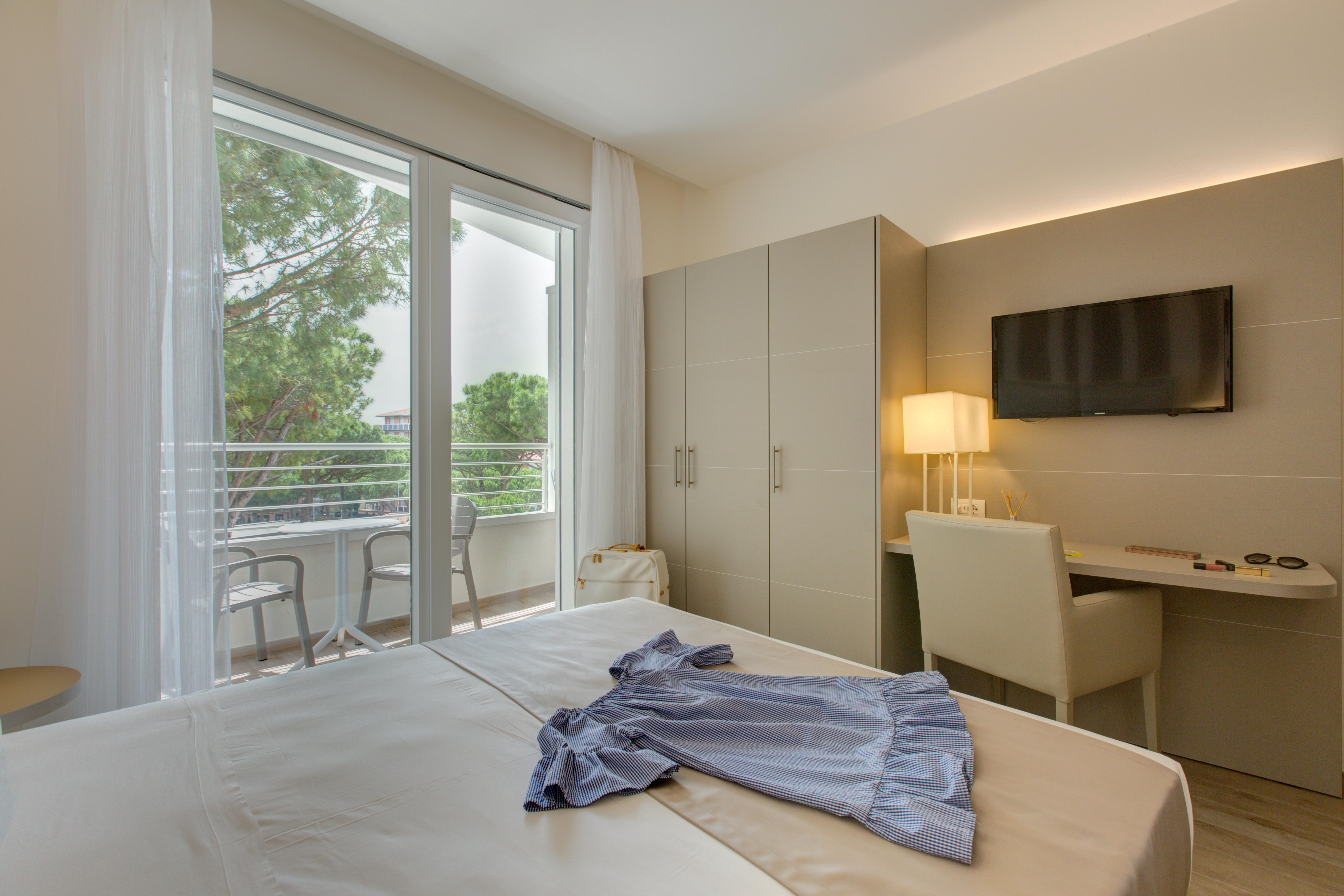 Hotel Luxor Milano Marittima Exterior photo